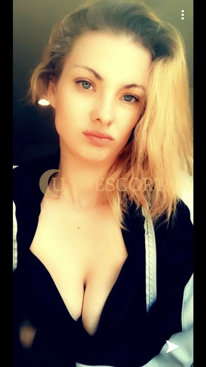 Dagmara photo 4 in Dortmund: 34 years old, european, skinny, blonde hair, 120 kg, Large bust