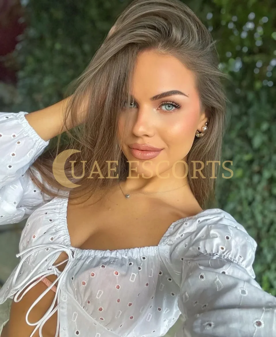 Дагни фото 1 - Cardiff, 21 год, европейская, стройная, шатенка, 169 см, 53 кг, грудь Medium