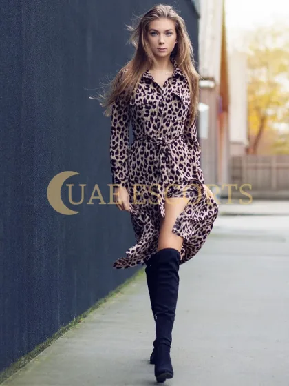 Dairine photo 6 in Oxford: 22 years old, european, slim, brown hair, 171 cm, 52 kg, Medium bust