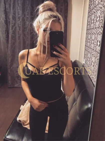 Dalla photo 2 in Southampton: 31 years old, regular, blonde hair, 168 cm, 55 kg, Large bust