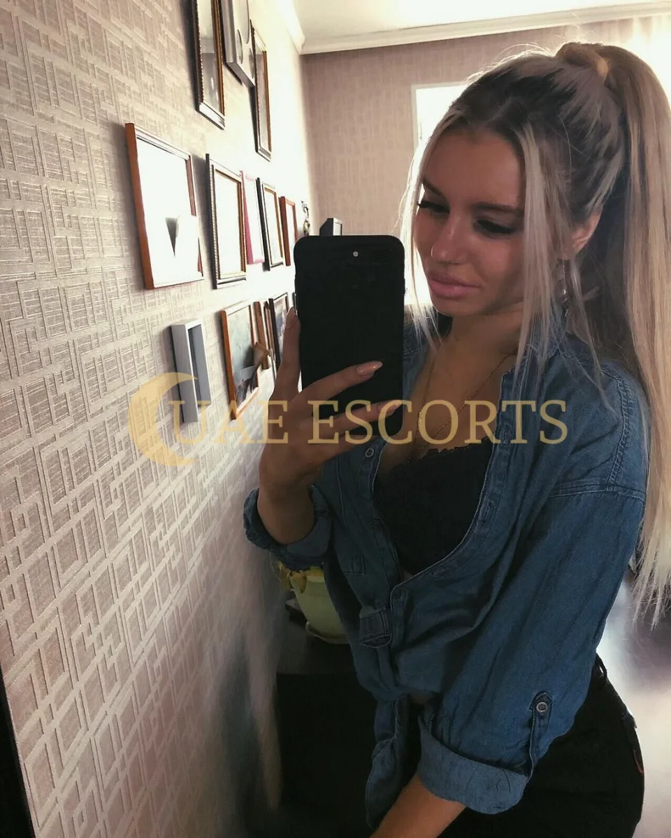Далла фото 6 - Southampton, 31 год, regular, блондинка, 168 см, 55 кг, грудь Large
