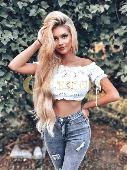 Damaris photo 4 in Birmingham: 21 years old, european, slim, blonde hair, 168 cm, 52 kg, Medium bust
