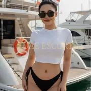 Danna photo 3 in Paris: 24 years old, black hair, 160 cm, 50 kg, Large bust