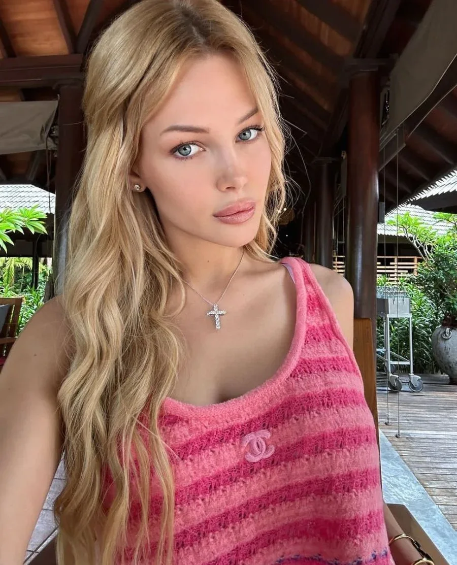 Ada photo 1 in Hong Kong: 24 years old, slim, blonde hair, 171 cm, 53 kg, B bust