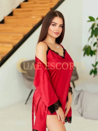 Danuta photo 2 in Avignon: 20 years old, european, slim, brown hair, 169 cm, 55 kg, Medium bust