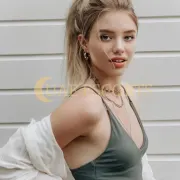 Delfina photo 4 in St Albans: 20 years old, european, slim, blonde hair, 170 cm, 53 kg, Medium bust