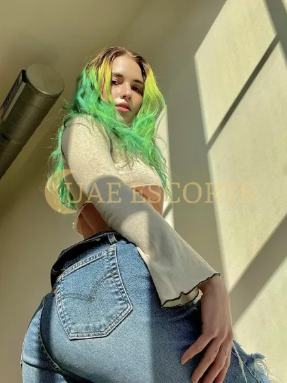 Deniandra photo 5 in Zandvoort: 26 years old, european, skinny, brown hair, 176 cm, 52 kg, Medium bust
