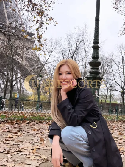 Desimiliana photo 5 in Harrogate: 30 years old, asian, regular, red hair, 168 cm, 69 kg, Large bust
