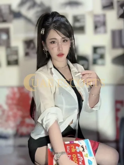 Dilara photo 6 in Heilbronn: 25 years old, asian, slim, black hair, 158 cm, 48 kg, Large bust