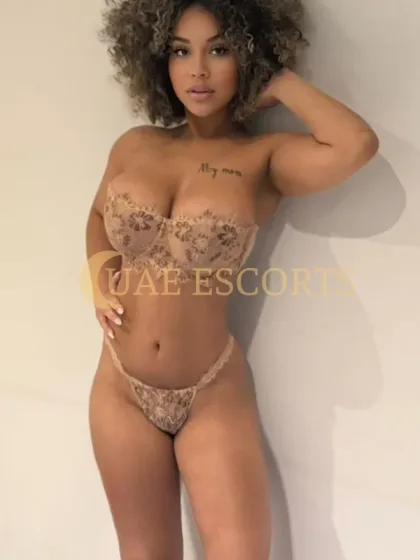 Dimitrina photo 3 in Paris: 25 years old, european, regular, brunette, 165 cm, 50 kg, Large bust