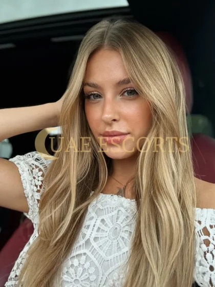 Dionne photo 6 in Marseille: 28 years old, arab, slim, blonde hair, 168 cm, 53 kg, Medium bust