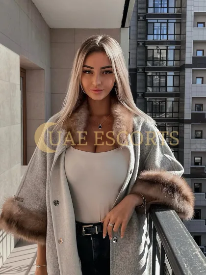 Doralisa photo 5 in Kensington: 30 years old, european, regular, blonde hair, 169 cm, 63 kg, Large bust