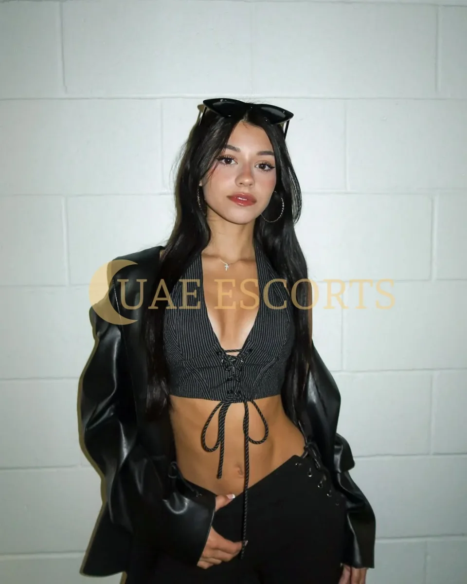 Dorli photo 4 in Reutlingen: 20 years old, european, slim, brown hair, 168 cm, 51 kg, Medium bust