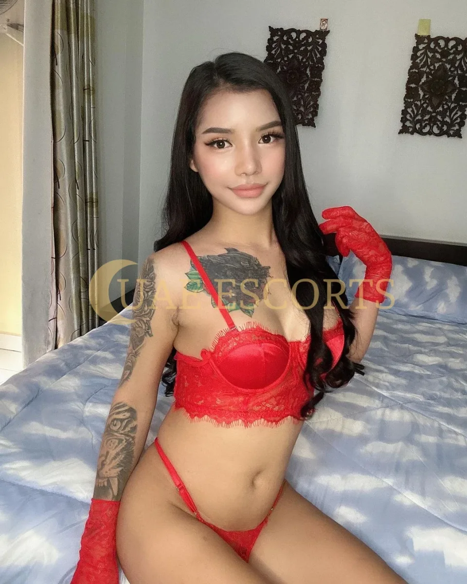 Draga photo 5 in London: 27 years old, european, slim, black hair, 166 cm, 52 kg, Large bust