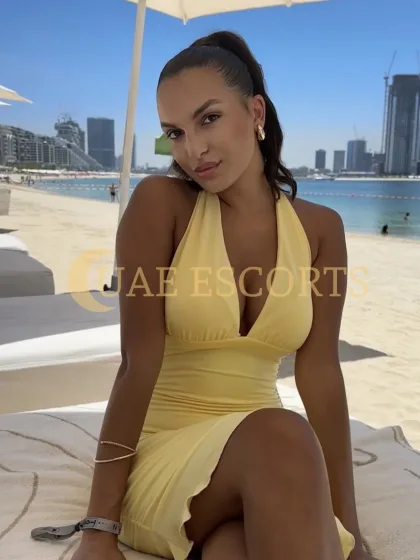 Drenka photo 1 in Avignon: 25 years old, skinny, black hair, 161 cm, 58 kg, Large bust