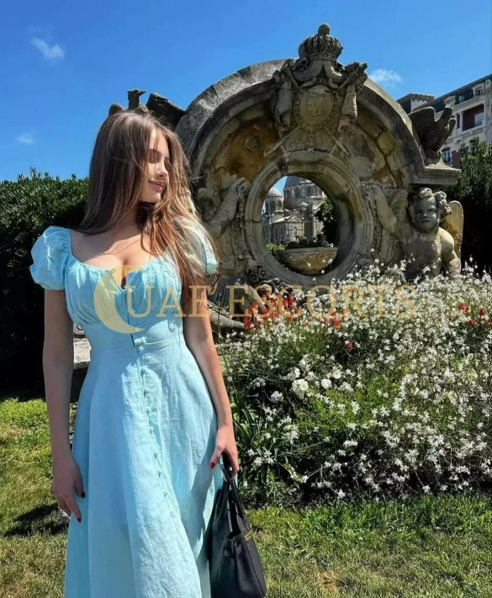 Дирли фото 6 - London, 31 год, regular, брюнетка, 157 см, 52 кг, грудь Medium