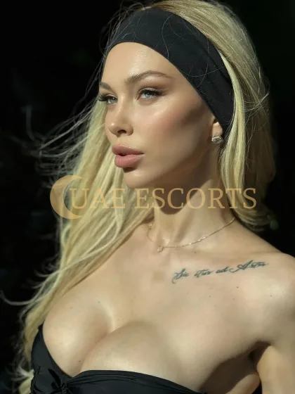 Edel photo 3 in Huddersfield: 30 years old, blonde hair, 173 cm, 63 kg, Large bust