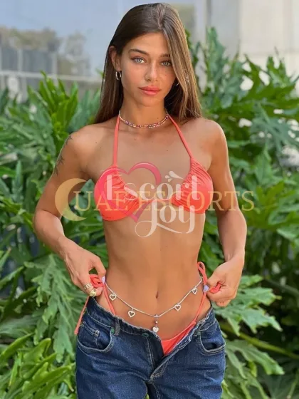 Ellinor photo 4 in The Hague: 23 years old, slim, brown hair, 169 cm, 53 kg, Medium bust
