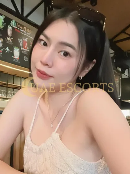 Elna photo 3 in Perpignan: 25 years old, asian, slim, black hair, 162 cm, 56 kg, Large bust