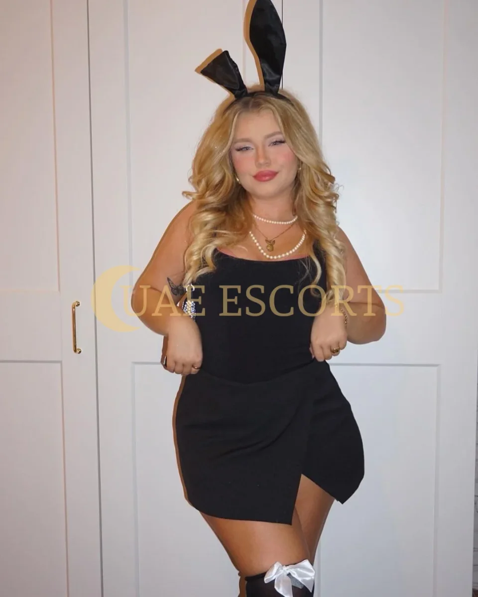 Erlin photo 1 in Esslingen am Neckar: 24 years old, brown hair, 167 cm, 54 kg, Large bust