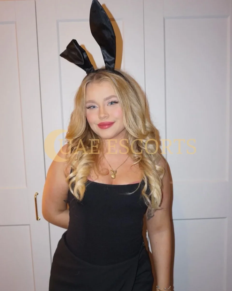 Erlin photo 3 in Esslingen am Neckar: 24 years old, brown hair, 167 cm, 54 kg, Large bust