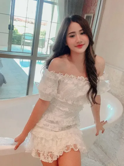 Astrid photo 5 in Bangkok: 25 years old, slim, black hair, 167 cm, 50 kg, C bust
