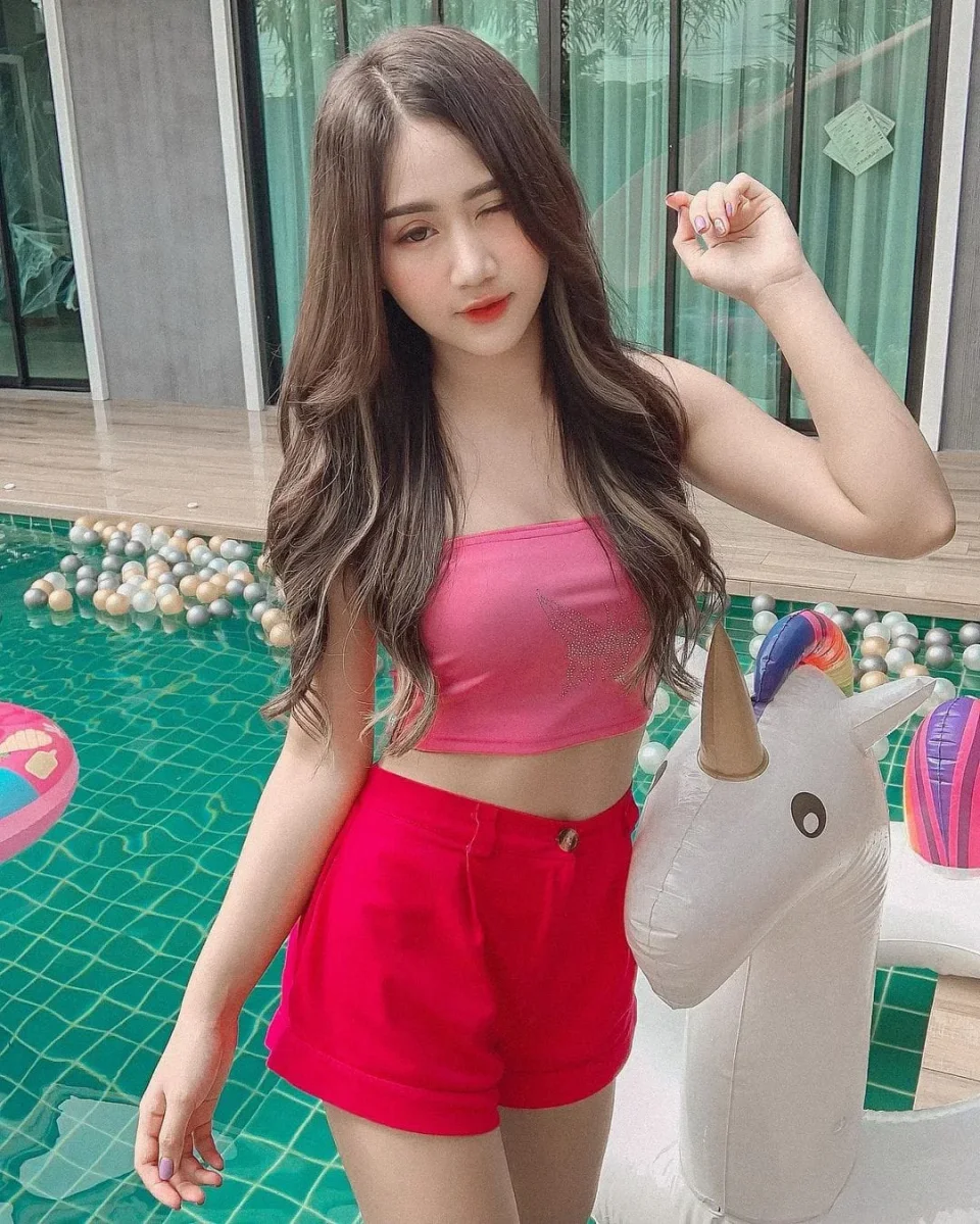 Astrid photo 8 in Bangkok: 25 years old, slim, black hair, 167 cm, 50 kg, C bust