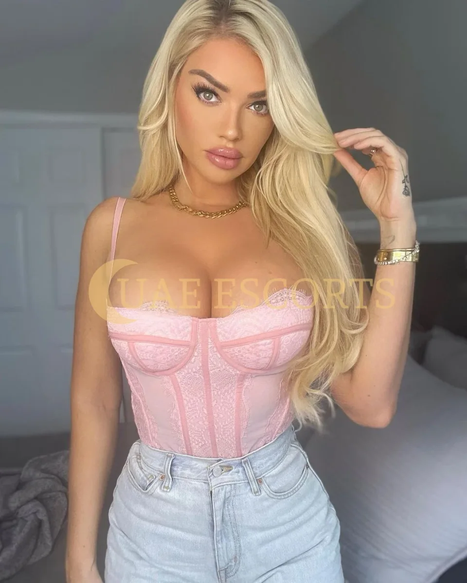 Evangelia photo 1 in Utrecht: 26 years old, european, slim, blonde hair, 167 cm, 54 kg, Large bust