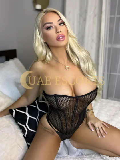 Evangelia photo 3 in Utrecht: 26 years old, european, slim, blonde hair, 167 cm, 54 kg, Large bust