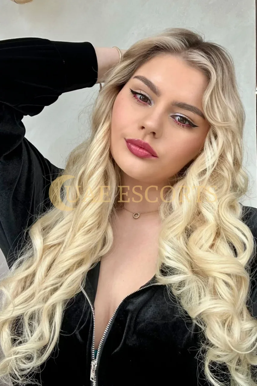 Eyfridur photo 9 in Lyon: 22 years old, european, slim, blonde hair, 179 cm, 65 kg, Large bust