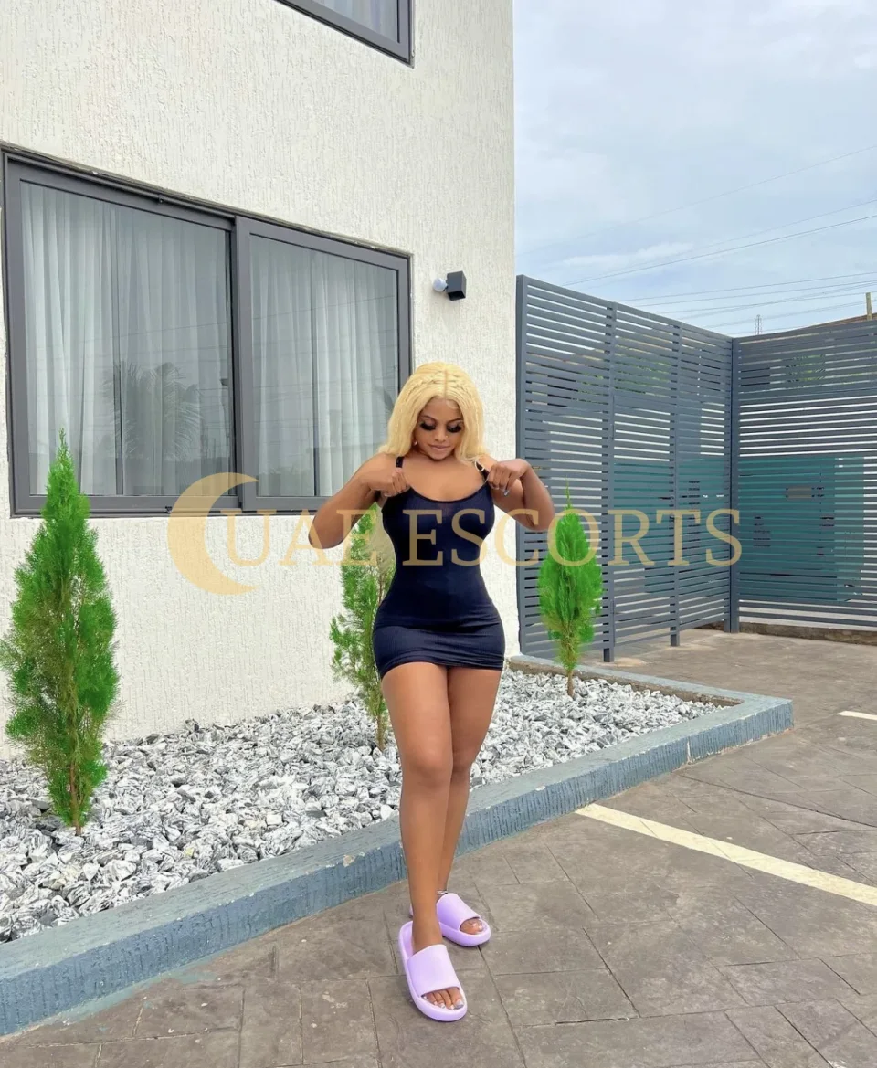 Fanny photo 2 in Portsmouth: 28 years old, slim, blonde hair, 162 cm, 52 kg, Medium bust