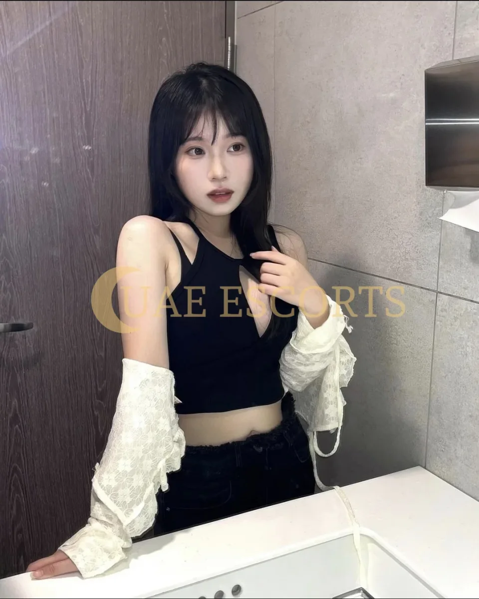 Fay photo 3 in Liverpool: 21 years old, asian, black hair, 166 cm, 47 kg, Large bust
