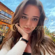 Фелиза фото 3 - Deventer, 20 лет, стройная, шатенка, 168 см, 53 кг, грудь Medium