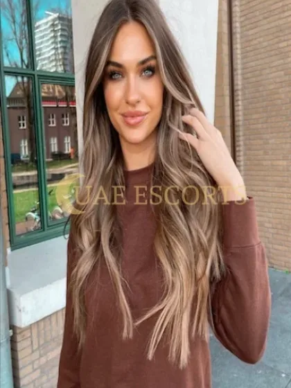 Флоареа фото 1 - Manchester, 27 лет, стройная, блондинка, 171 см, 54 кг, грудь Medium