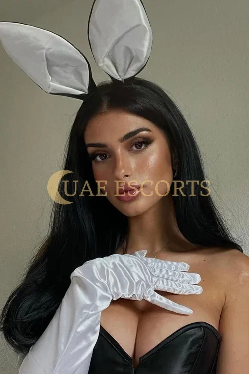 Florine photo 2 in Dijon: 26 years old, slim, black hair, 169 cm, 55 kg, Medium bust