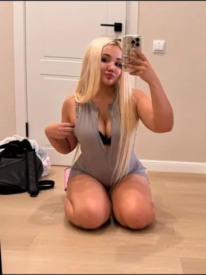 Kylee photo 3 in Bangkok: 22 years old, arab, regular, blonde hair, 152 cm, 55 kg, B bust