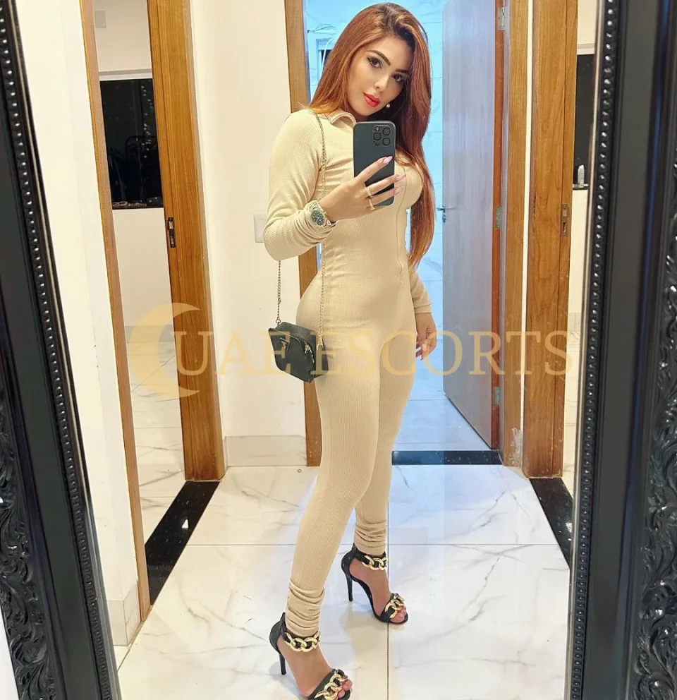Francia photo 9 in London: 28 years old, regular, black hair, 163 cm, 54 kg, Large bust