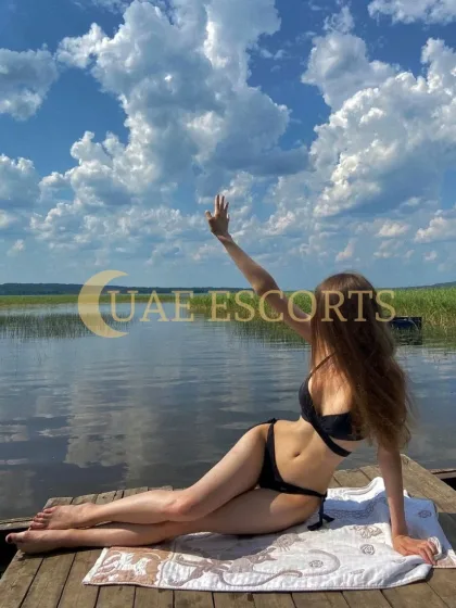 Frauke photo 6 in Coventry: 20 years old, european, slim, brown hair, 168 cm, 52 kg, Medium bust