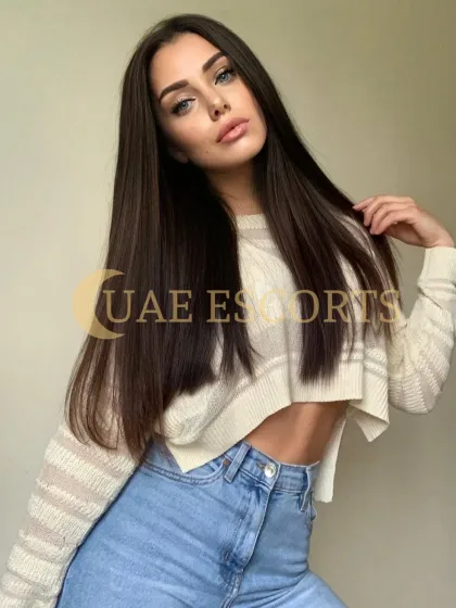 Frederika photo 2 in Toulouse: 24 years old, slim, brown hair, 170 cm, 54 kg, Medium bust