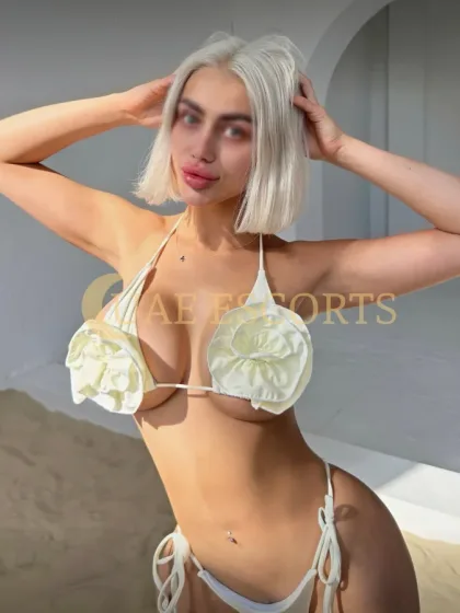 Freia photo 1 in Leipheim: 25 years old, european, slim, blonde hair, 167 cm, 59 kg, Medium bust