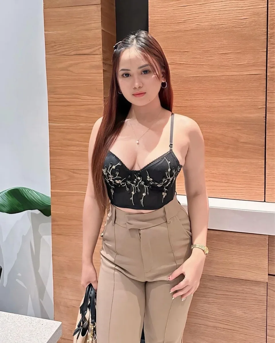 Treva photo 6 in Bangkok: 26 years old, asian, slim, brown hair, 156 cm, 55 kg, C bust