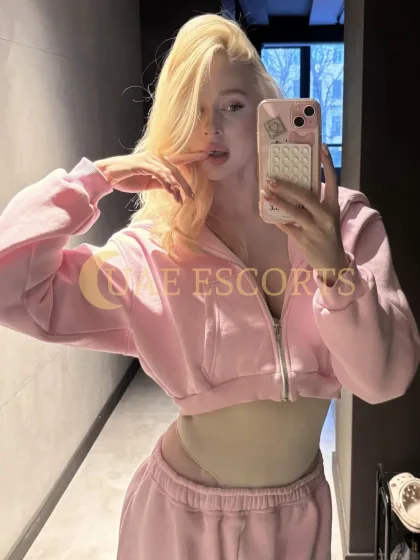 Freyja photo 5 in Newcastle: 21 years old, european, slim, blonde hair, 168 cm, 55 kg, Large bust