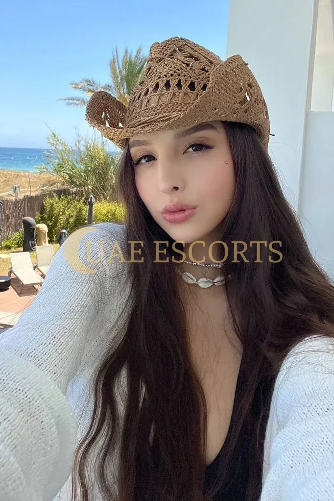Fridlaug photo 6 in Derbyshire: 22 years old, slim, brunette, 165 cm, 50 kg, Medium bust