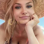 Friederike photo 3 in Montreuil: 24 years old, european, slim, blonde hair, 170 cm, 54 kg, Medium bust