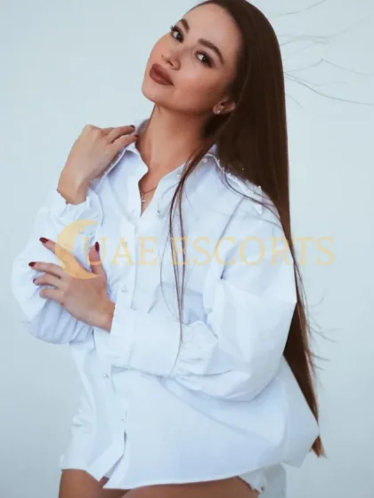 Gauja photo 1 in Annemasse: 32 years old, regular, brown hair, 170 cm, 55 kg, Medium bust