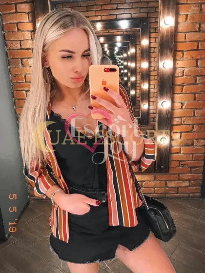 Gauthildur photo 3 in Leipzig: 28 years old, regular, blonde hair, 171 cm, 53 kg, Small bust
