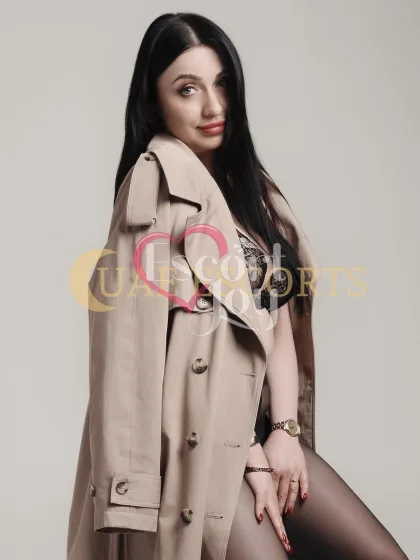 Geirbjorg photo 4 in Inverness: 26 years old, regular, black hair, 171 cm, 58 kg, Large bust