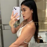 Geirridur photo 5 in Berlin: 21 years old, european, slim, brown hair, 172 cm, 55 kg, Medium bust
