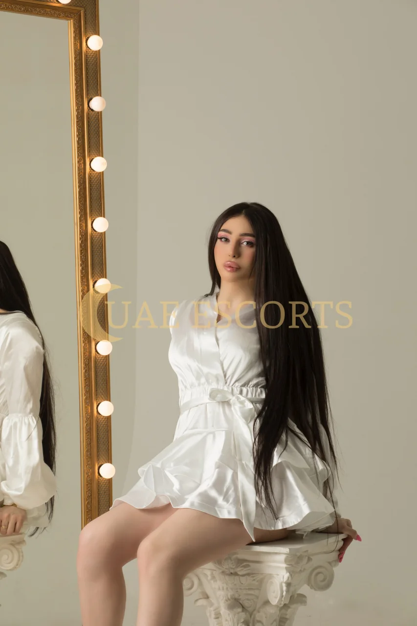 Geirrun photo 5 in Cologne: 24 years old, skinny, brown hair, 175 cm, 65 kg, Large bust