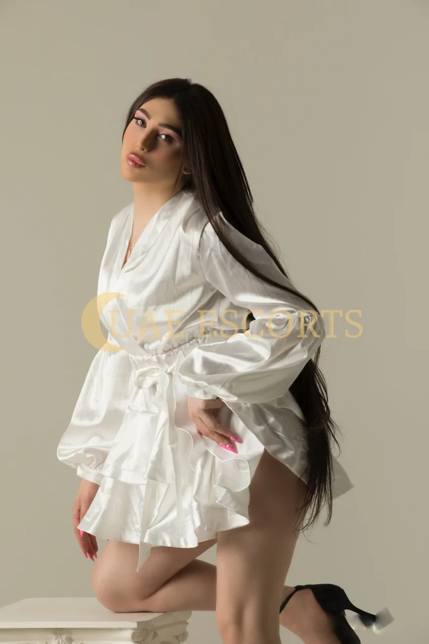 Geirrun photo 6 in Cologne: 24 years old, skinny, brown hair, 175 cm, 65 kg, Large bust